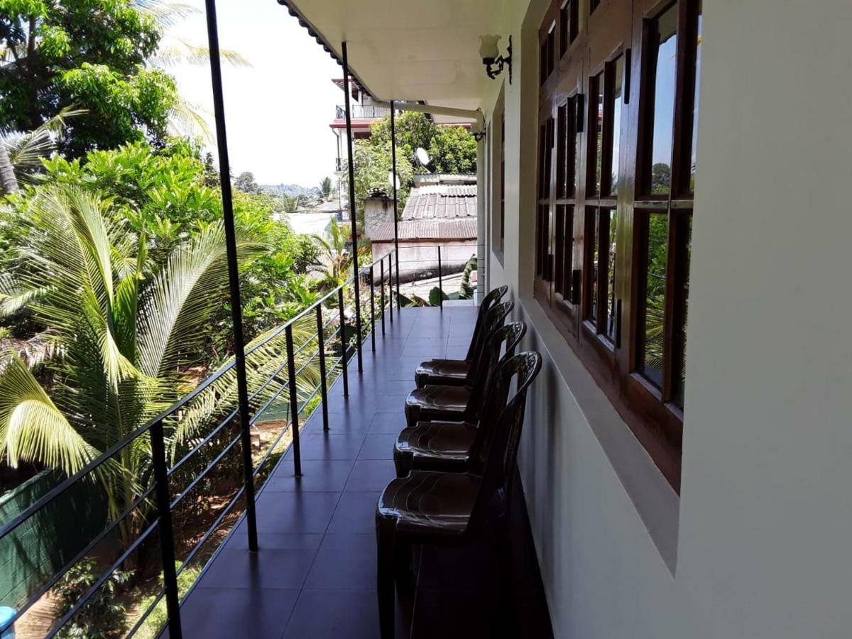 Bed and Breakfast La Sachara Канди Экстерьер фото