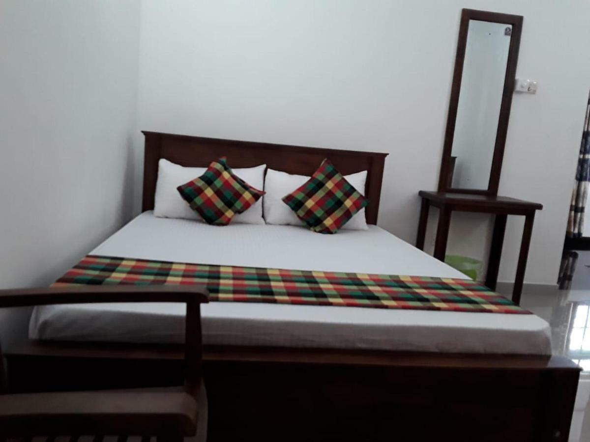 Bed and Breakfast La Sachara Канди Экстерьер фото