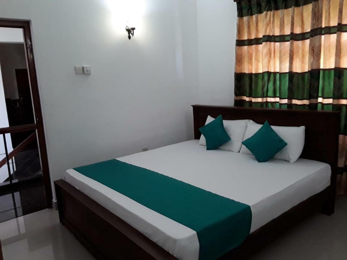 Bed and Breakfast La Sachara Канди Экстерьер фото