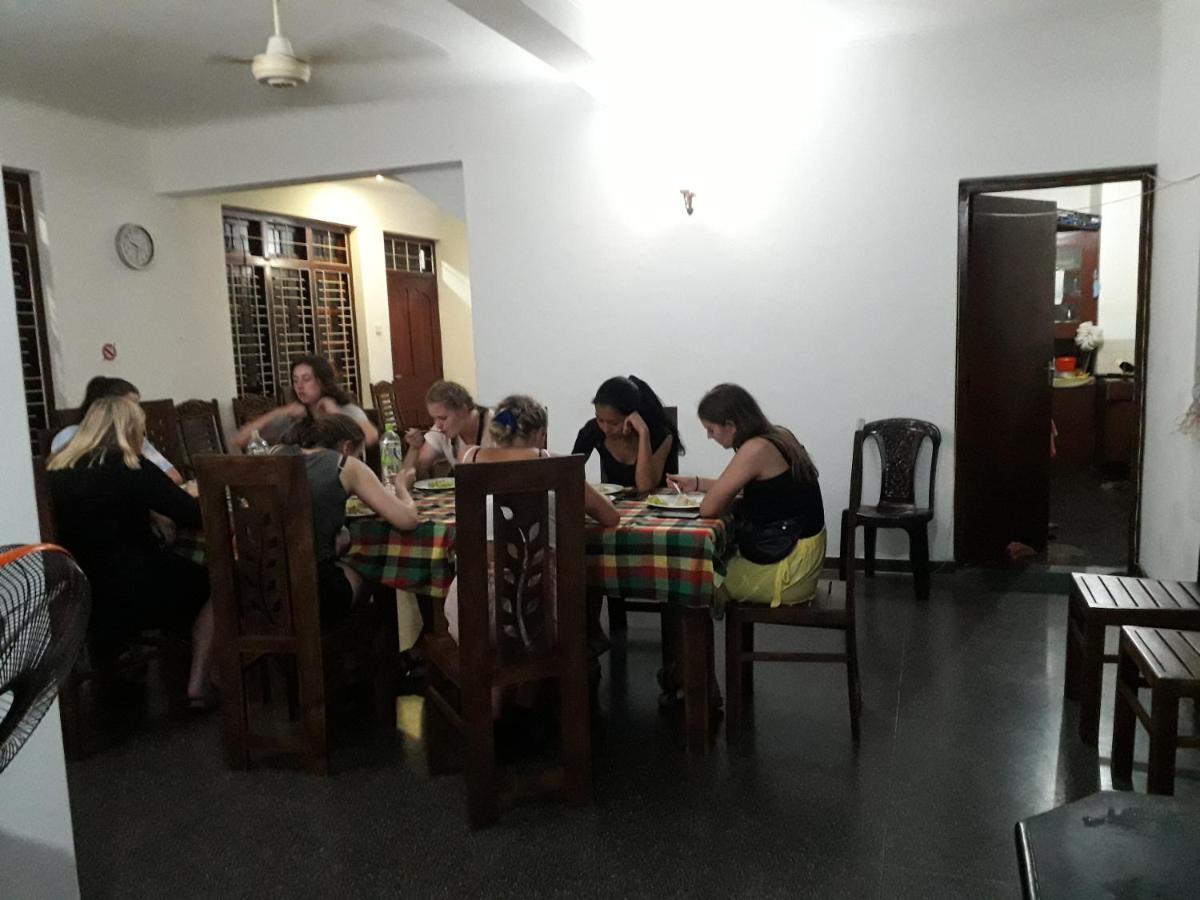 Bed and Breakfast La Sachara Канди Экстерьер фото